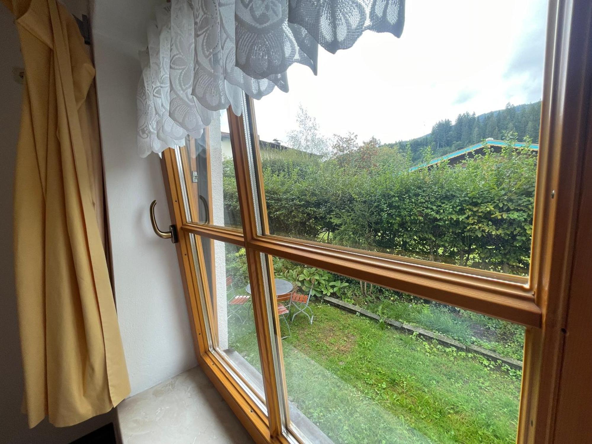 Haus Monika Lägenhet Kirchberg in Tirol Rum bild